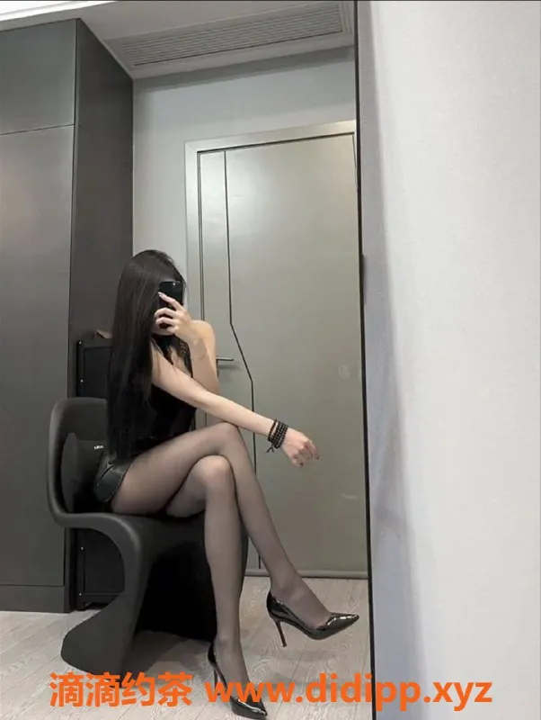 广州楼凤-广州天河唐琪果，750元体验69式服务