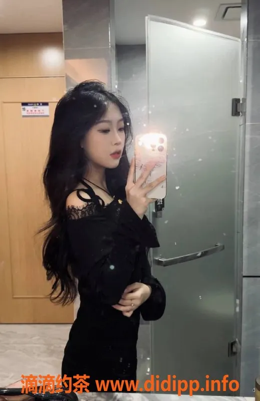 广州楼凤-广州黄埔嫩妹林小冉，700元无套服务等你来！