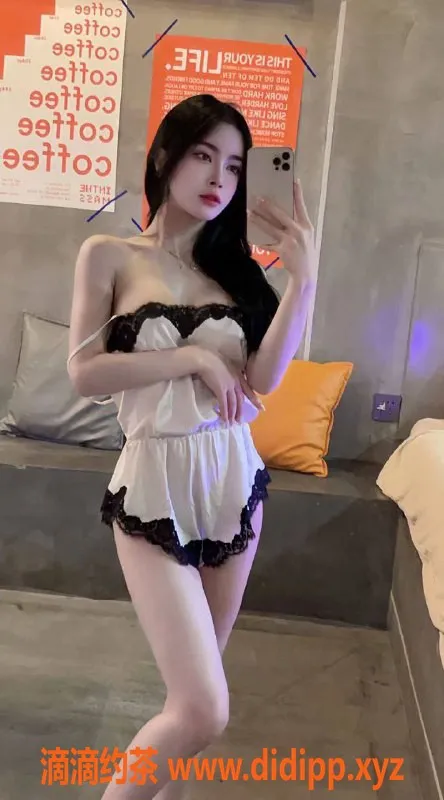 深圳楼凤-阮贤越南女孩，深圳罗湖1200起，享舌吻与鸳鸯浴