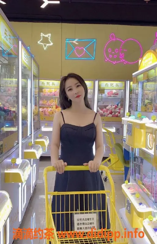 深圳楼凤-宝安洋洋，青春靓丽，服务一流