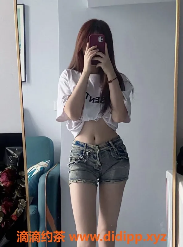 成都楼凤资源信息,成都嫩妹橙子，20岁158cm，90斤，500元首次体验