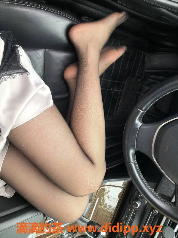 北京楼凤-朝阳站小汐中小尺，轻松温柔的服务体验