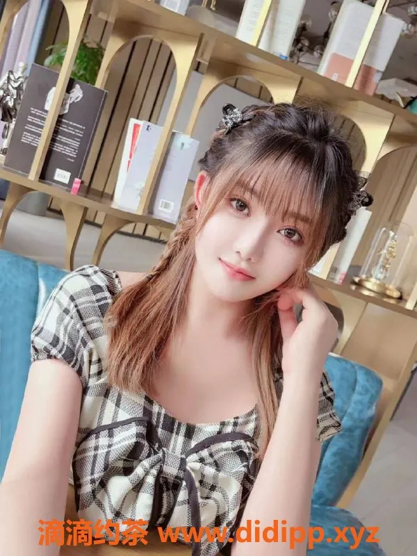 北京楼凤-朝阳百子湾麦芽，26岁白嫩美女，茶费6