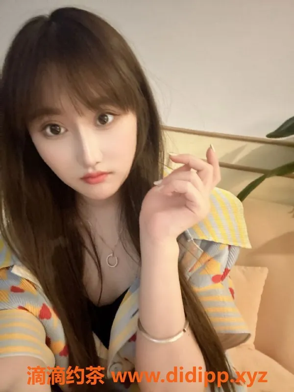 北京楼凤资源信息,海淀安琪拉，22岁女友型伴游，身高169