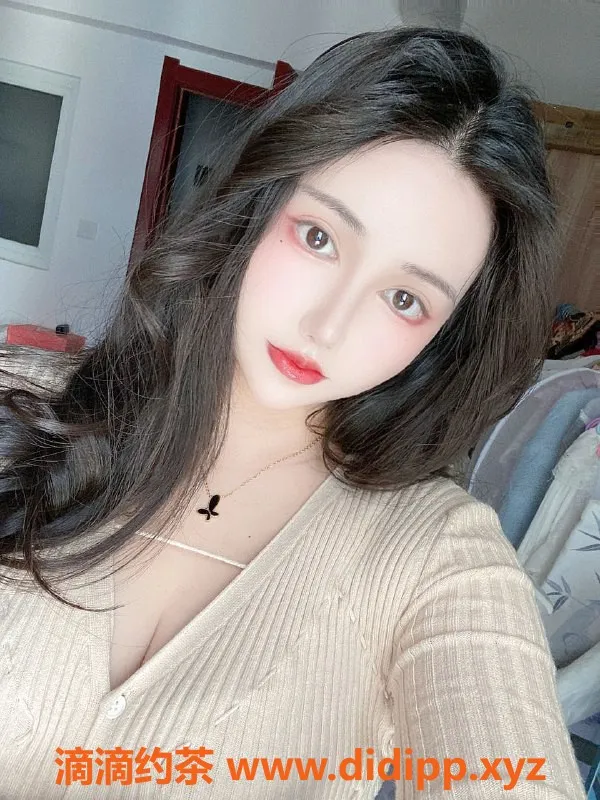 广州楼凤-天河瑞雪儿，课费1300p，1700pp