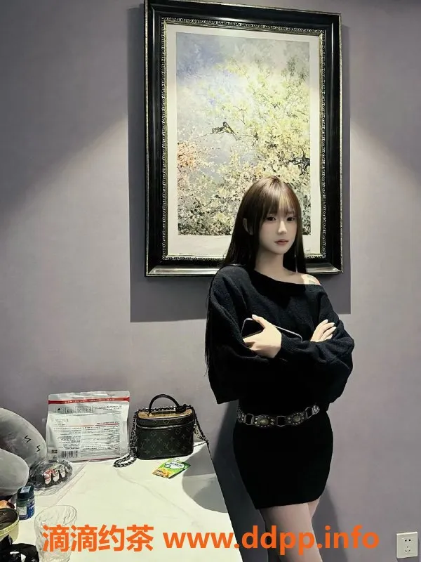 南京楼凤-鼓楼区颜值系嫩妹叮叮，171cm，1000P起