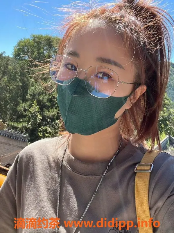 北京楼凤-朝阳立水桥21岁女友系朵朵，身高170，价格800