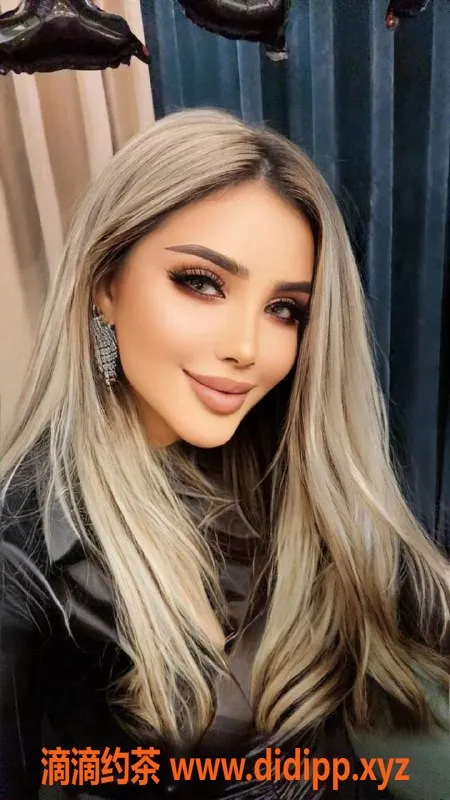 上海楼凤-静安玲达，24岁长腿美女，性感C罩杯