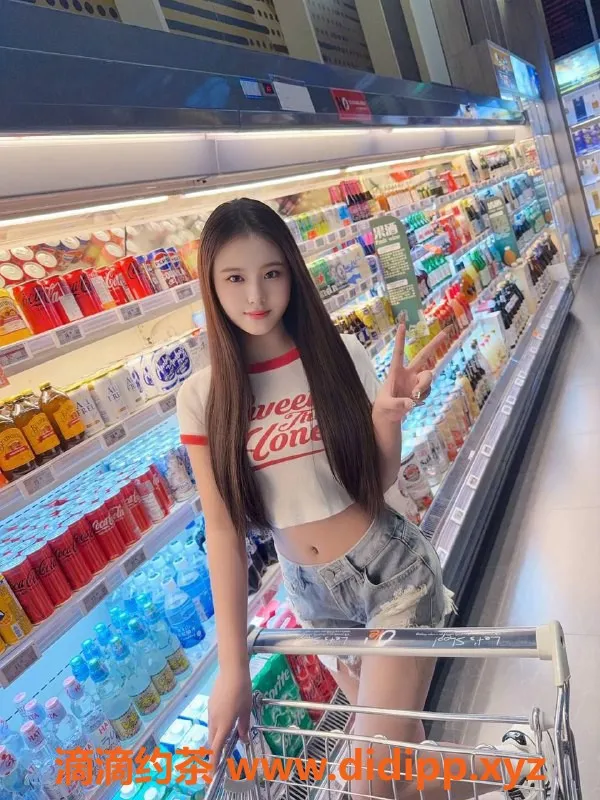 东莞楼凤资源信息,大朗奶糖，170高挑，48斤幼师兼职