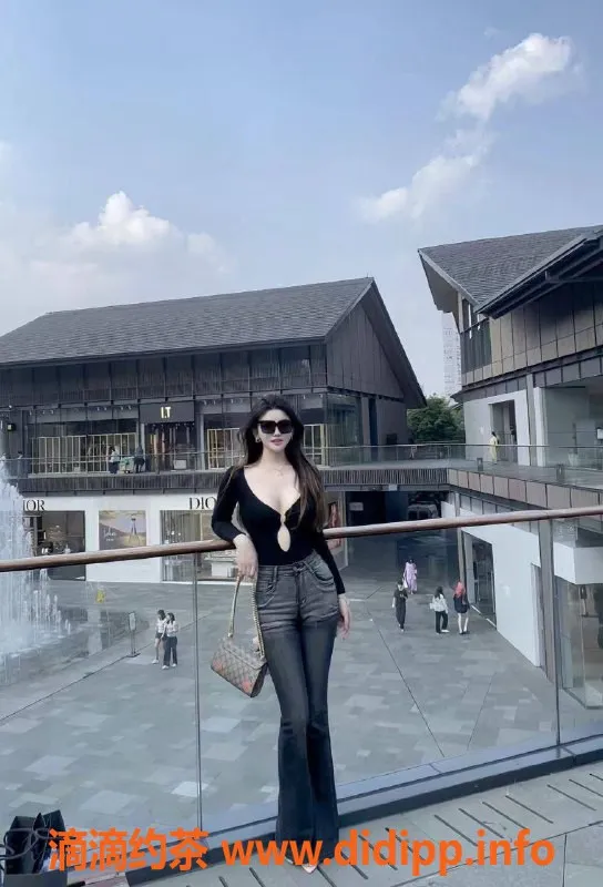 杭州楼凤资源信息,滨江区高端模特安妮，175cm 36C 吸引全场