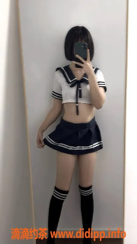 杭州楼凤-上城嫩妹子苒，热情69互舔尽享快乐