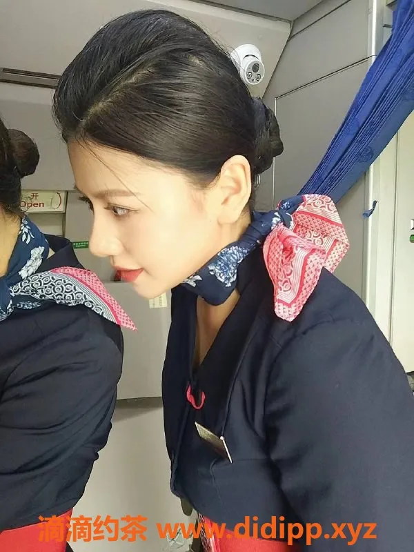 上海楼凤-普陀可可东航空姐，大胸长腿陪伴服务
