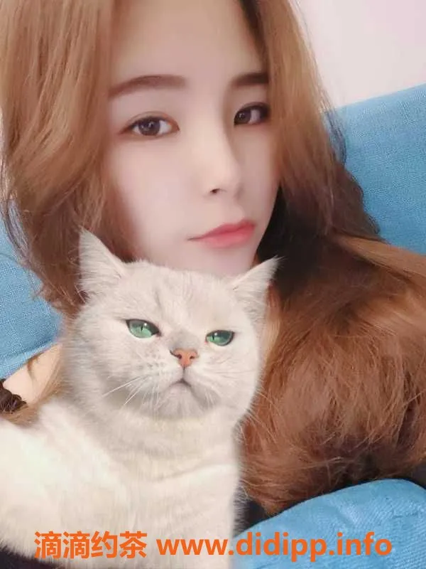 广州楼凤-天河新人小芸 22岁 160 cm诱惑体验