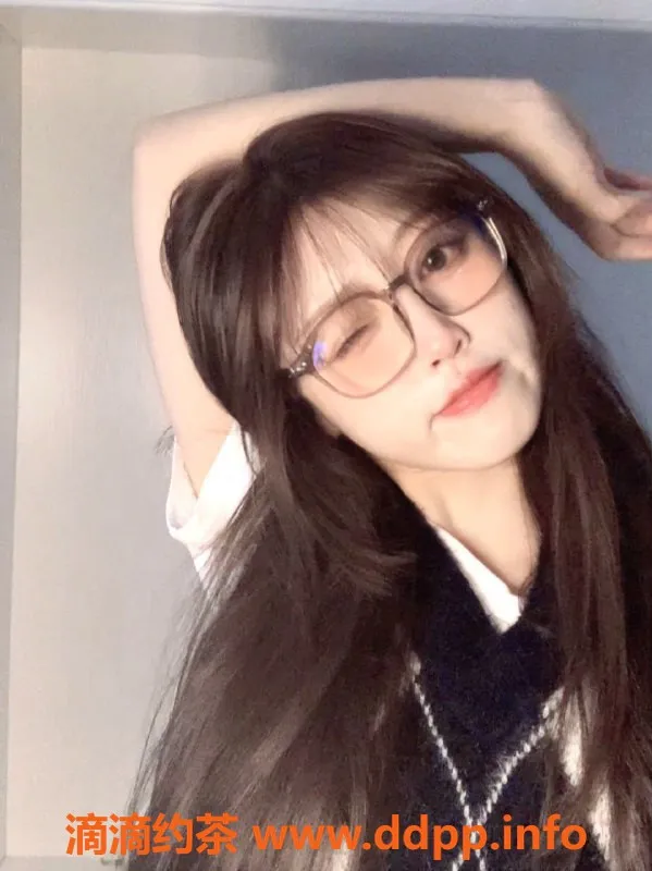 广州楼凤-天河御姐赵敏，8P视频验证，夜课大长腿！