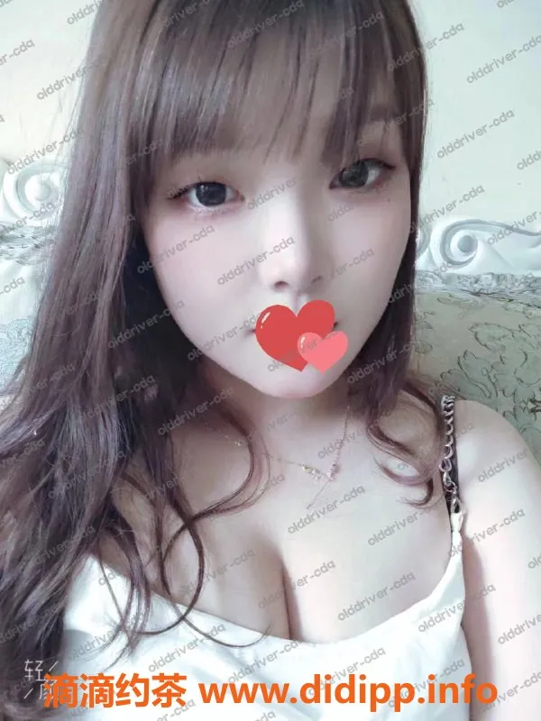 成都spa会所-青羊区思琪，23岁丝足诱惑，价格318起