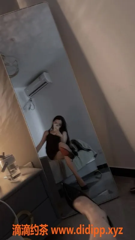 北京楼凤-朝阳佳佳，23岁，168大长腿女友系，价格亲民！