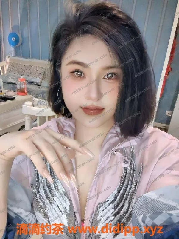 成都楼凤-武侯区黄老师，165身高，D罩杯，1500服务等你来体验！