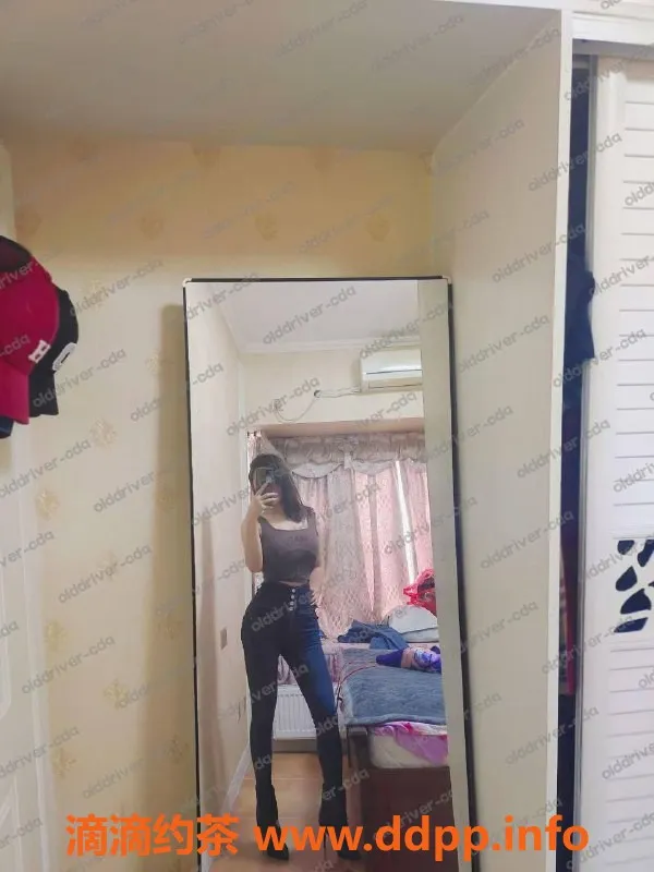 成都楼凤资源信息,武侯区黄老师，165身高，D罩杯，1500服务等你来体验！