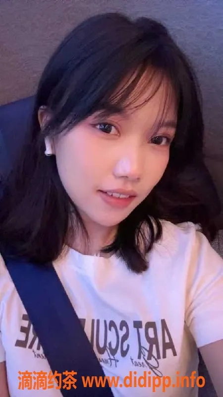 广州楼凤资源信息,海珠区双飞姐妹点点：20岁、162cm、34C服务体验