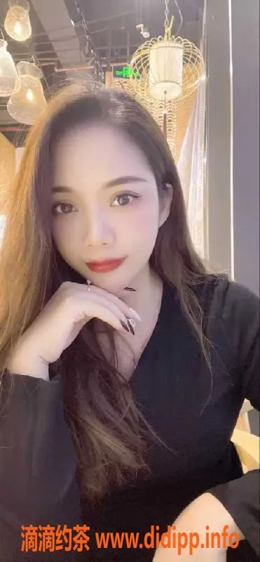 广州楼凤-海珠大塘兼职萱萱 24岁166cm 价格实惠