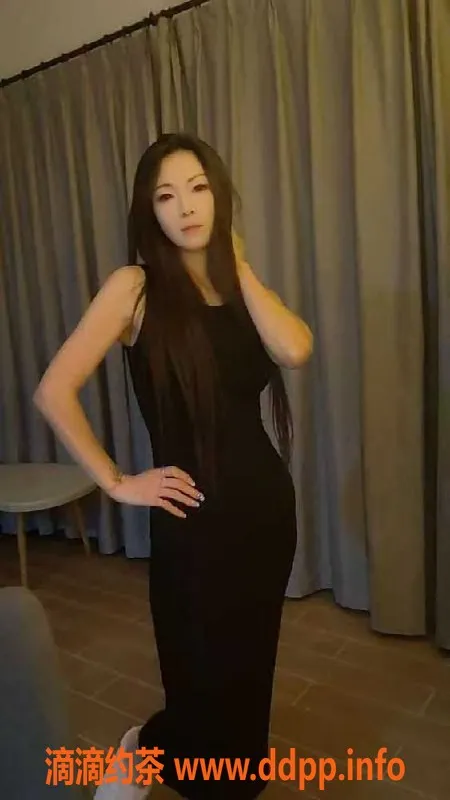 广州楼凤-广州白云高挑性感新人兜兜，165cm 47kg 36C