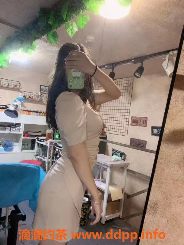 深圳楼凤-宝安仙儿，舌吻服务仅需700元！