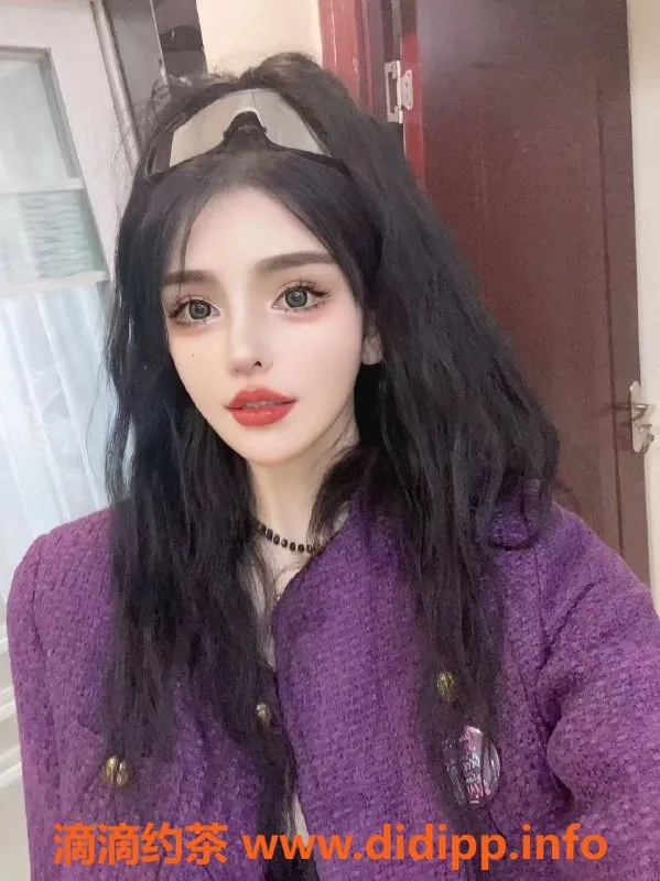 南京楼凤-雨花台金豆妹子，172cm真胸激情服务