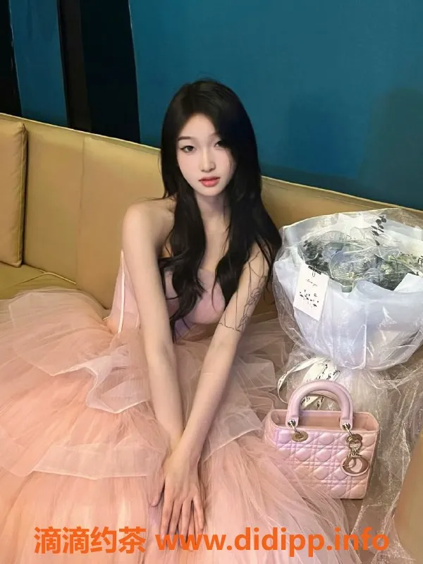 广州楼凤-欣欣--黄埔区人气美女，热情服务等你来体验