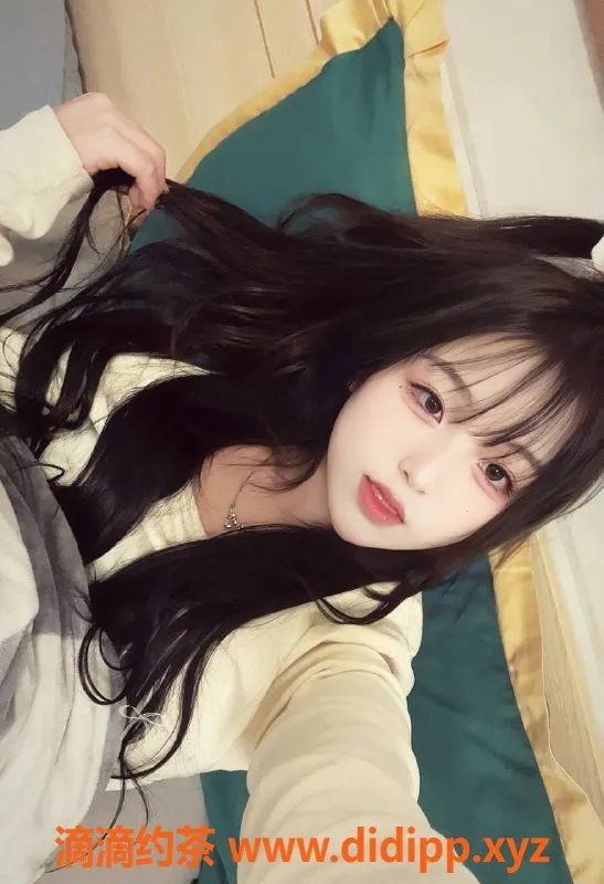 深圳楼凤资源信息,龙华区嫩妹晶晶，1000P畅享蛇吻服务