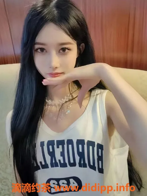 上海楼凤-静安梦小蝶，170身高，45体重，1900p起