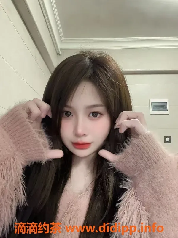 广州楼凤-白云黄边地铁站安安，600元体验美好服务