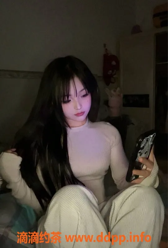 深圳楼凤资源信息,龙华晶晶，千元嫩妹舌吻可包夜