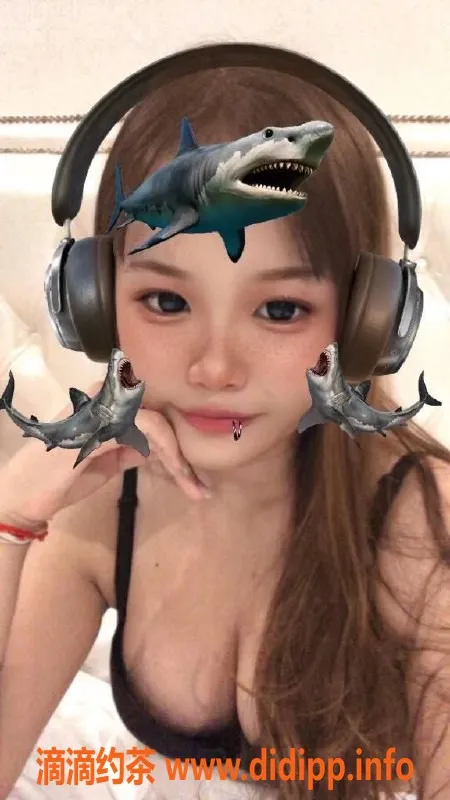 深圳楼凤资源信息,龙华区依甜（蛇吻69）优惠来袭，价格超值