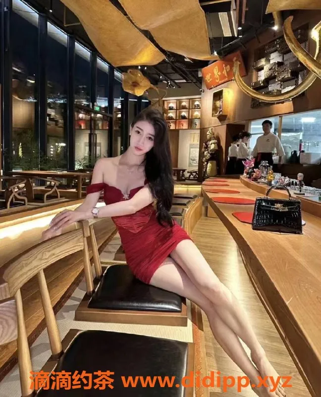 上海楼凤资源信息,李子希，176高挑研究生，性感优雅任你挑