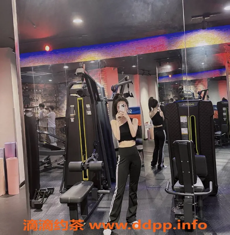 宁波楼凤-小欣：22岁美少女，170cm、47kg的完美身材