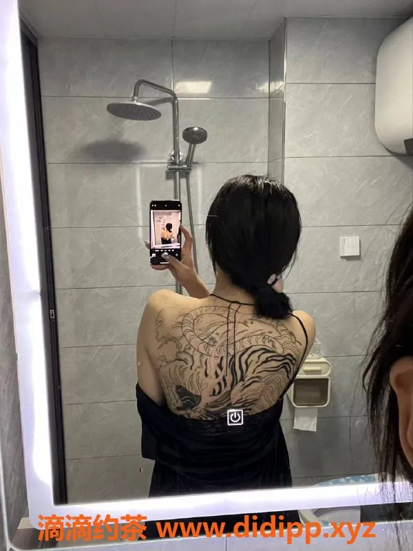 北京楼凤-朝阳站温柔可爱少女 20岁168-B茶费6