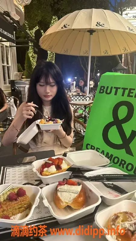 深圳楼凤-龙华区晓艺，1000元一课，服务超赞！