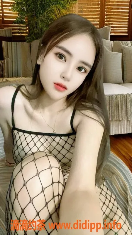 深圳楼凤资源信息,罗湖区闪闪老师，莞式服务，价格实惠