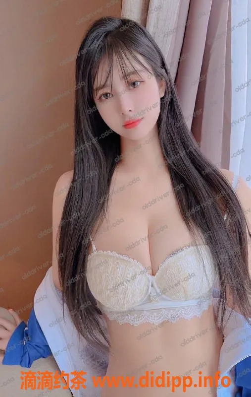 成都楼凤-武侯区angel星辰，167高D+罩杯，实习转公开