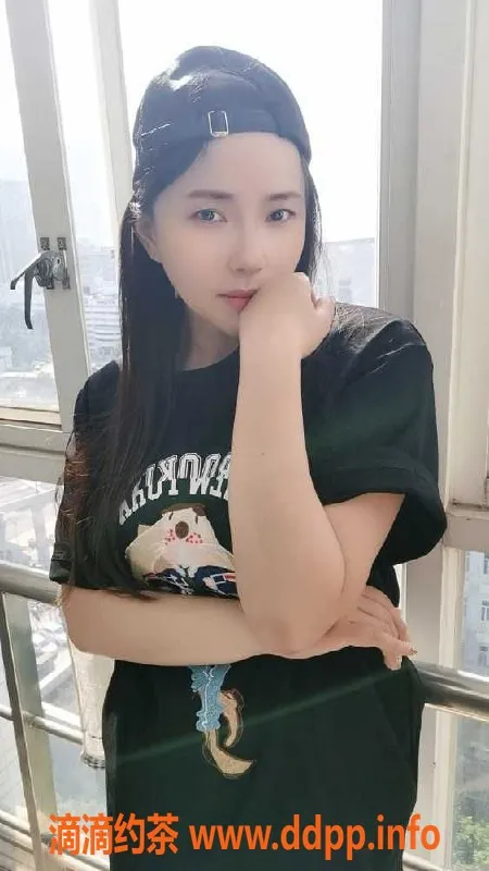 广州楼凤资源信息,海珠24岁D奶波波，168cm身材苗条，优质服务