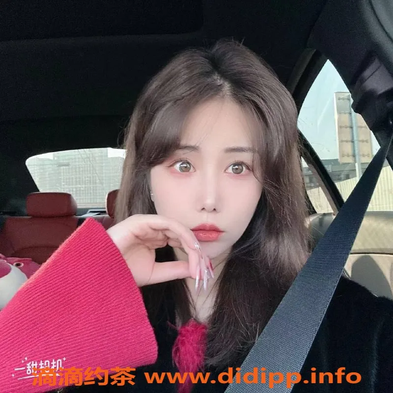 北京楼凤资源信息,十里堡C位超模，妖艳高挑，陪浴热情服务