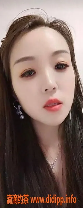 东莞楼凤-东城辣妹26岁，165cm，胸围36D，服务多样