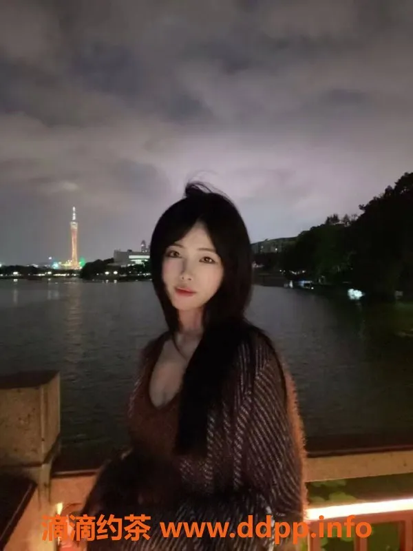 北京楼凤-北京立水桥南牙牙，身高158体重95，茶费1K