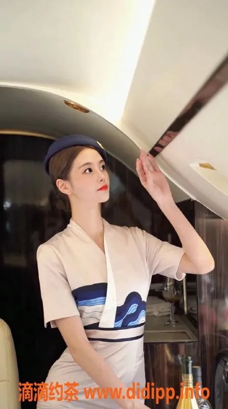 深圳楼凤-南山痞幼老师 170大长腿 1000元起