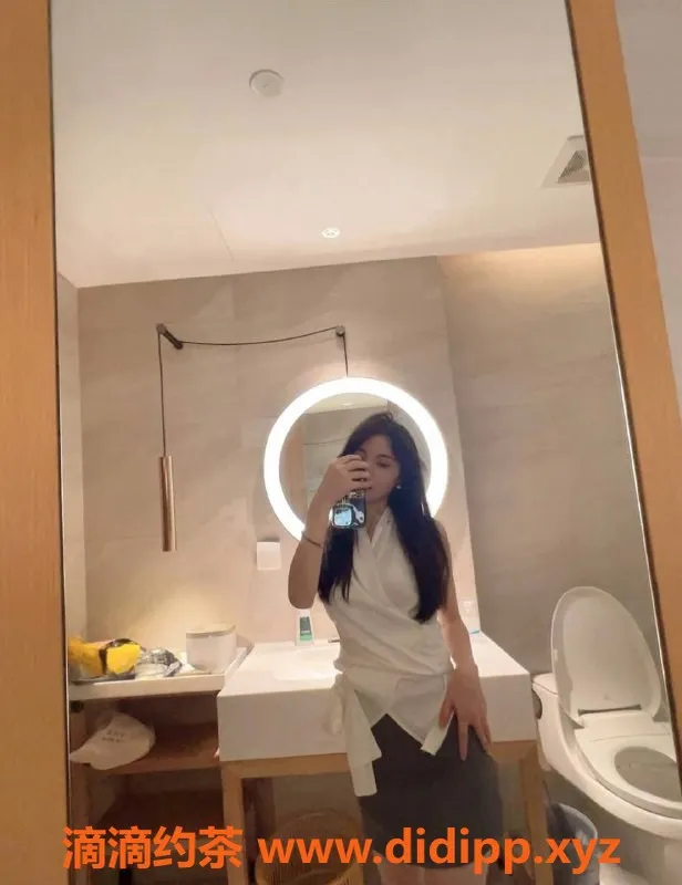 成都楼凤-锦江区鲨鱼妹，22岁，164cm，调情服务仅800p