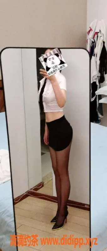 成都楼凤-锦江区雨馨，身高163，1200p顶级服务！