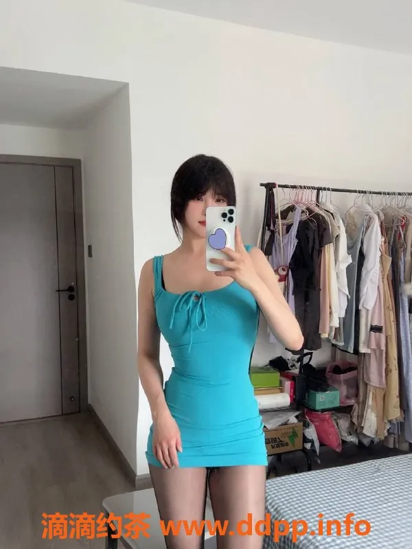 成都楼凤-高新区曼曼，166身高、95体重，600p等待你来体验