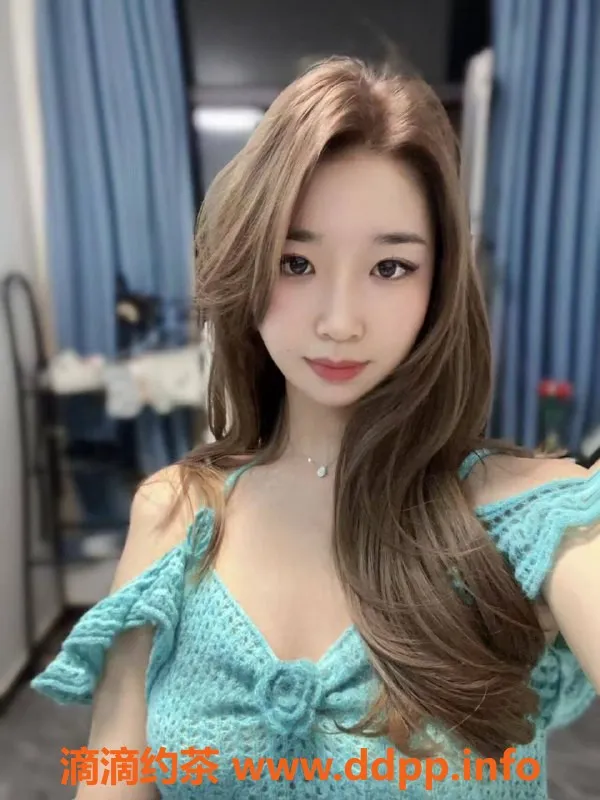 北京楼凤资源信息,朝阳大悦城20岁甜美学妹，蜜桃翘臀超诱人