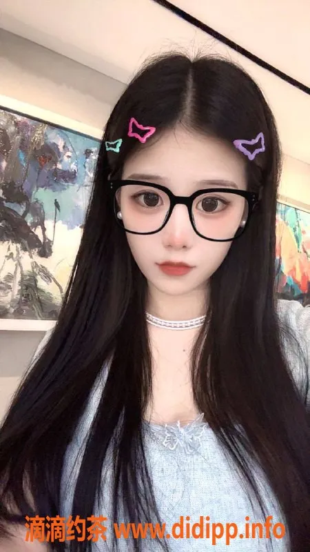 深圳楼凤资源信息,福田小琦琪，850元洗礼，制服丝袜服务