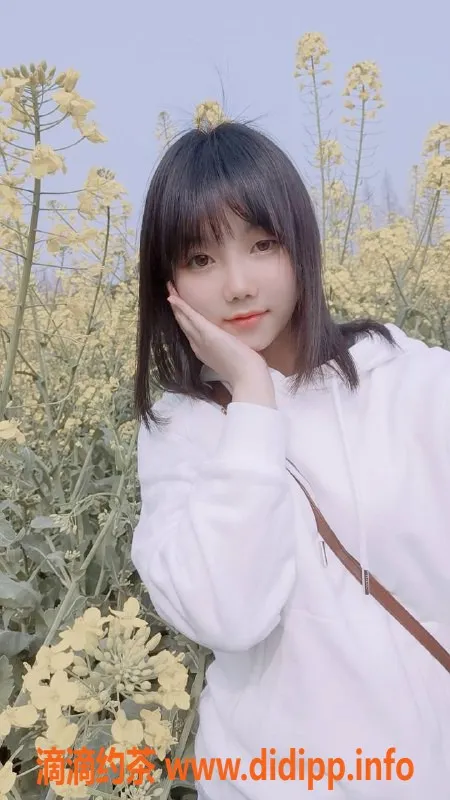 成都楼凤资源信息,成都21岁嫩妹“开心”身材匀称，服务优质